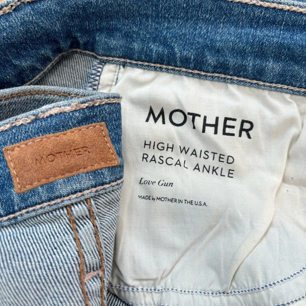 Mother Women"s 29 High Waisted Rascal Ankle Jeans Love Gun Distressed Frayed Hem - Picture 7 of 16